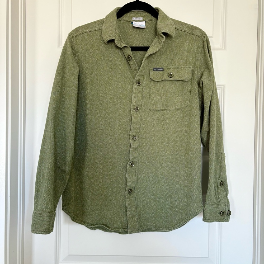 Columbia Men's Olive Green Long Sleeve Button Up Shirt Small Regular Fit